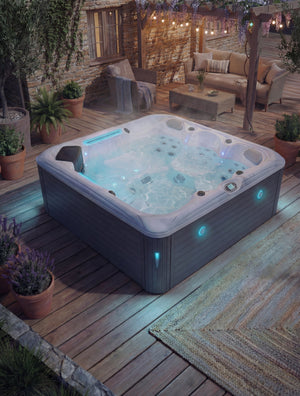 Comparatif-Marques-de-Spa-2025-Jacuzzi-HotSpring-Wellis...-Le-Guide Market Spas France